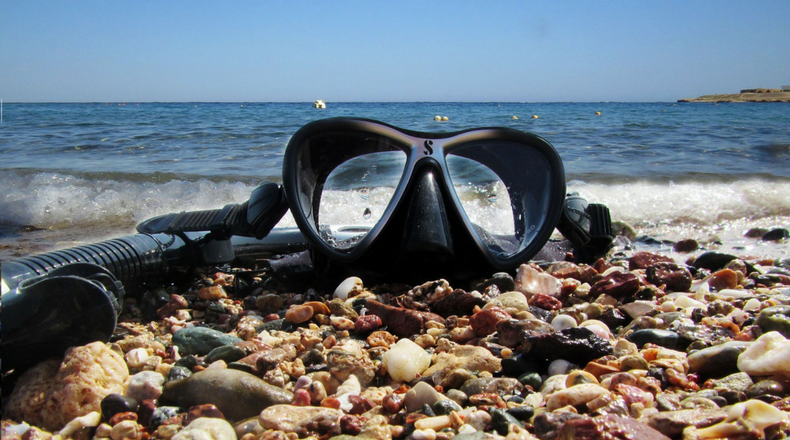Protecting Your Face Underwater: Mask Techniques