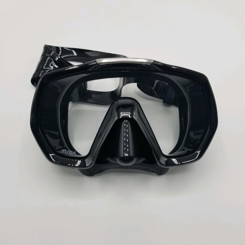 Open Box Tusa M-1003 Freedom Elite Dive Mask-Black Silicone / Black - DIPNDIVE