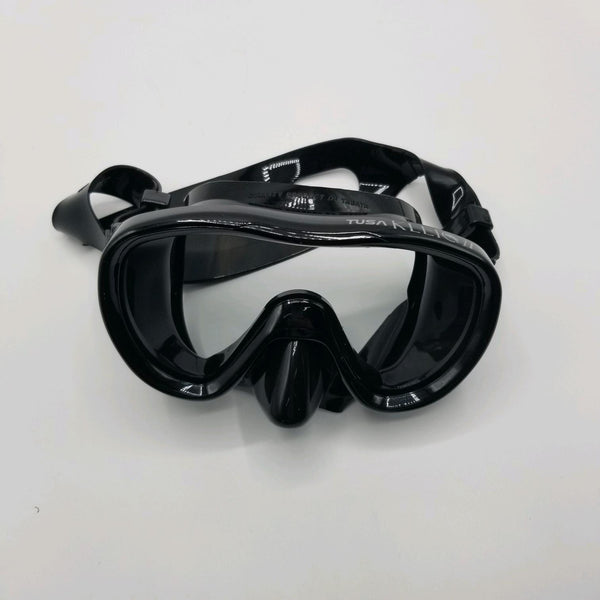 Open Box Tusa Kleio II Mask - Black / Black Silicone - DIPNDIVE