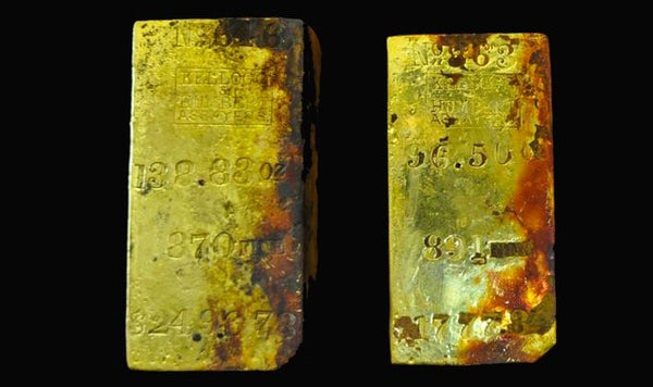 Gold Treasure Recovered From 1857 Shipwreck Goes on Display