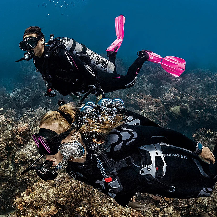 ScubaPro Seawing Nova Fins - DIPNDIVE