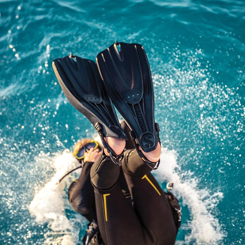 ScubaPro Go Travel Dive Fins - DIPNDIVE