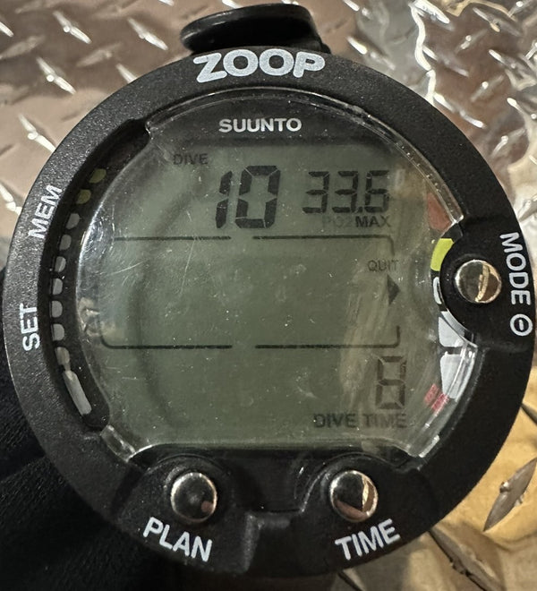 Used Suunto Zoop Novo Wrist Scuba Diving Computer (Black) Without USB (Old Version) - DIPNDIVE