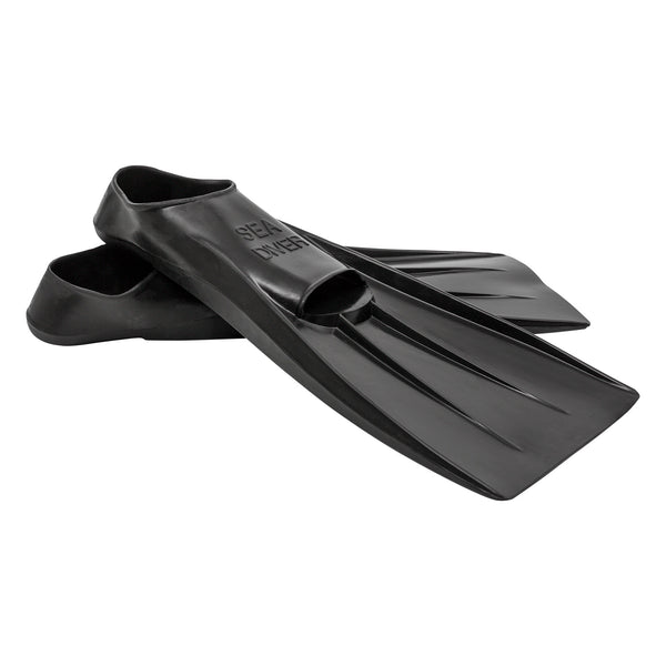 Used IST Sea Diver Rubber Closed-Heel Scuba Diving Fins, Size: Small / US Men:5-7 / W:6.5-8.5 - DIPNDIVE