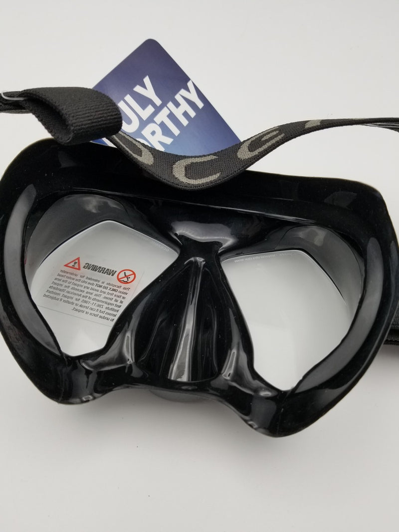 Used Oceanic Cyanea Ultra Scuba Mask - Black / Titanium - DIPNDIVE