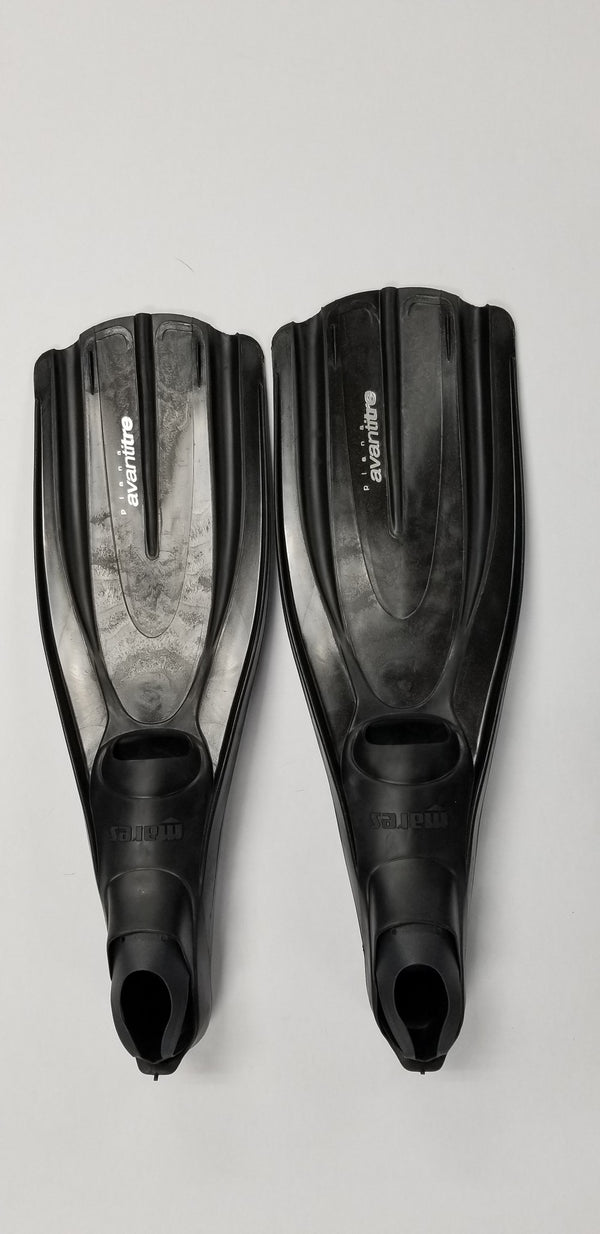 Used Mares Avanti Tre Full Foot Dive Fins - Black-6.5 - 7.5 - DIPNDIVE