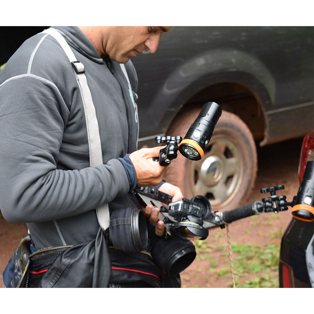 Orcatorch D900V Dive Light - DIPNDIVE
