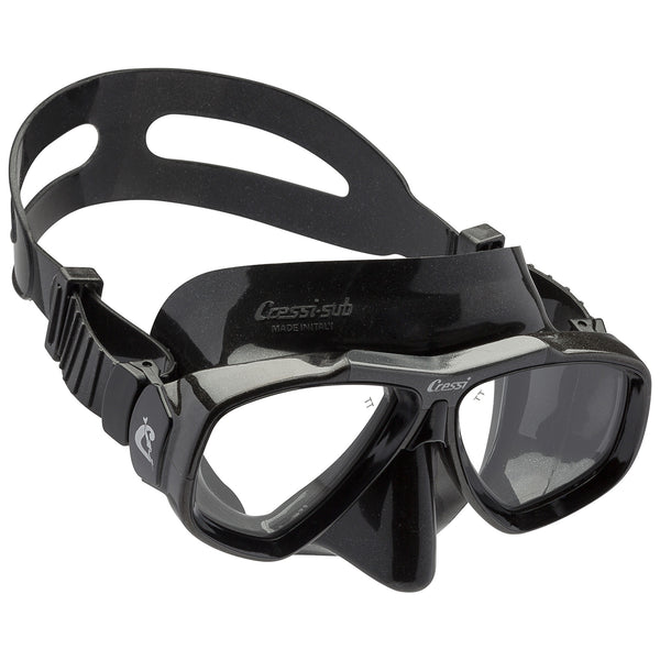 Used Cressi Focus Adult Size Scuba Mask-Black / Black - DIPNDIVE