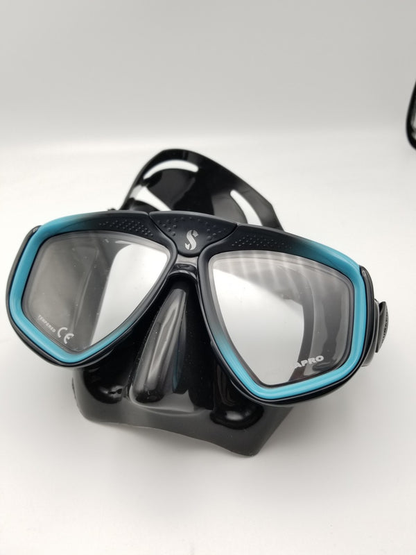 Used ScubaPro Zoom Evo Dive Mask Color: Turquoise/ BLK - DIPNDIVE