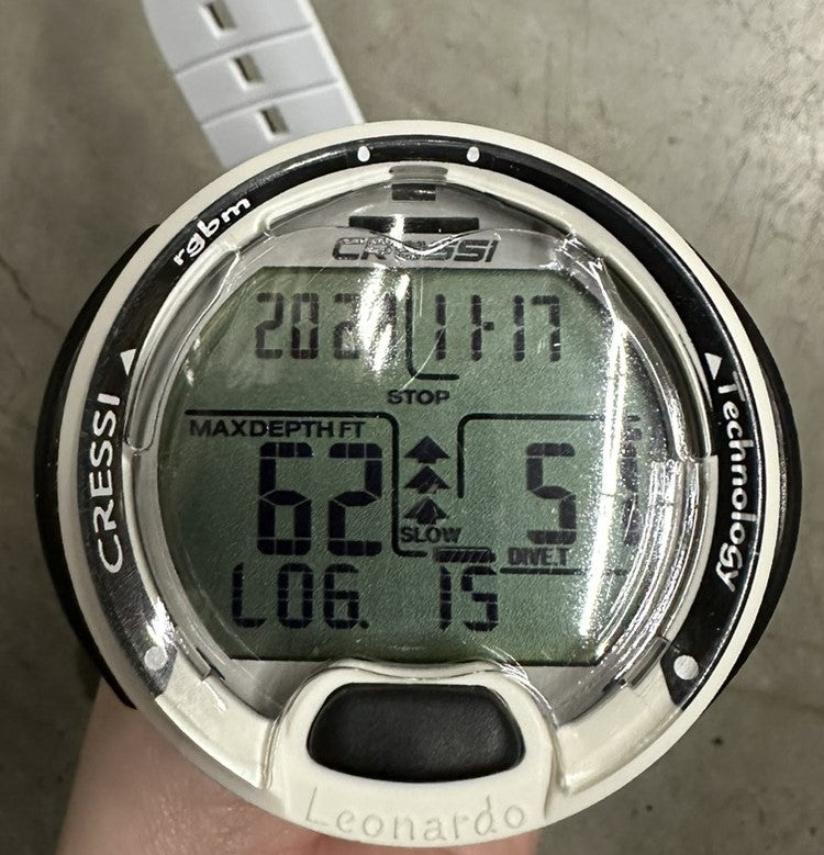 USED Cressi Leonardo Dive Computer Watch -White / Black - DIPNDIVE