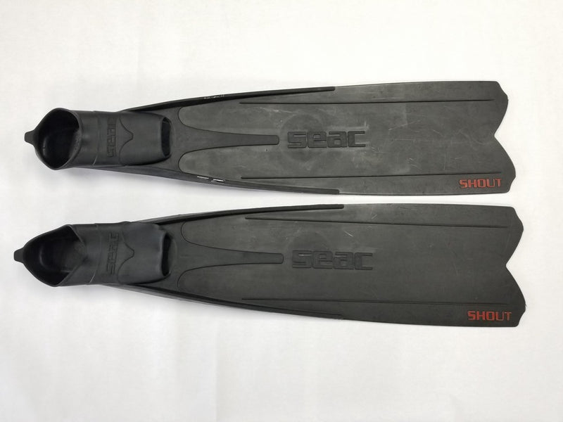 Used Seac Shout S700 Spearfishing Fins - Black - 39/40 (6.5 - 7) - DIPNDIVE