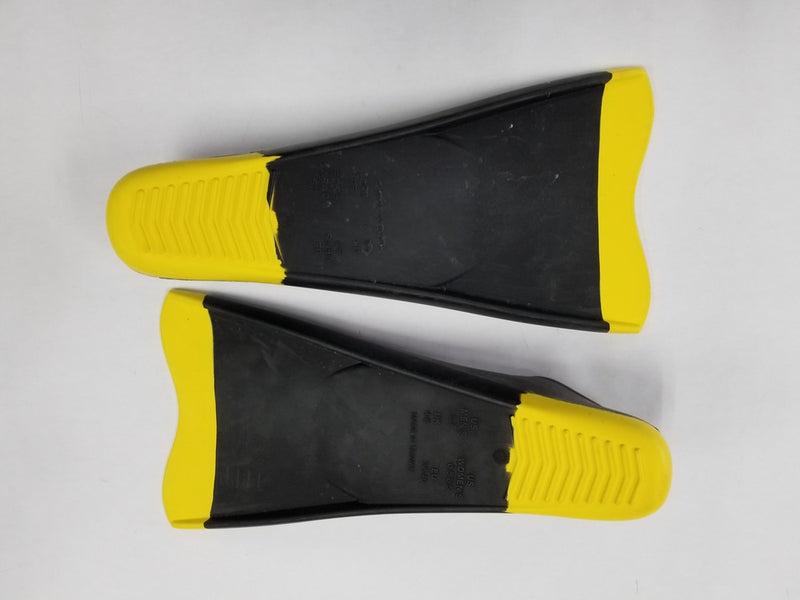 Used TYR Adult Crossblade Fins2.0-Yellow,Small (Men's Shoe 5-7 , Women's 6.5-8.5) - DIPNDIVE